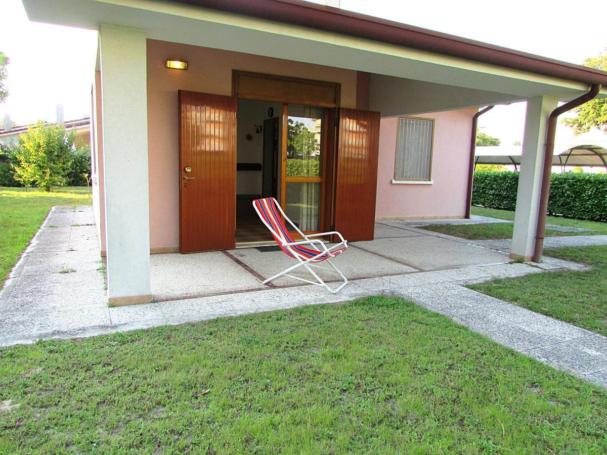 Azzurro Apartamento Bibione Exterior foto