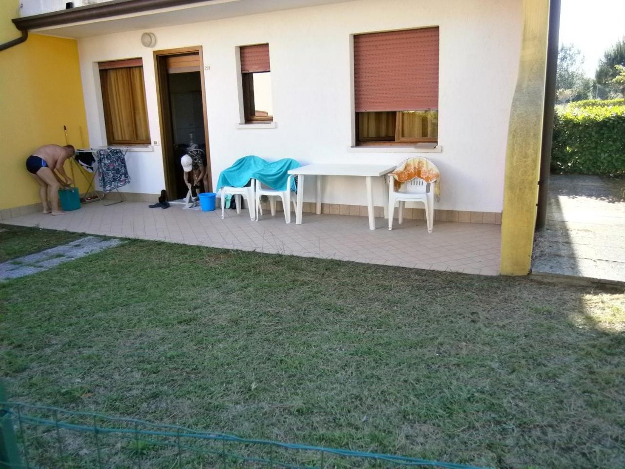 Azzurro Apartamento Bibione Exterior foto
